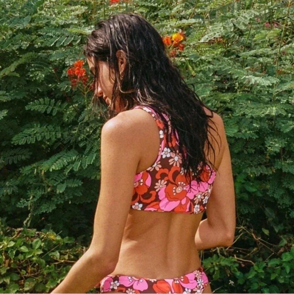 NWOT Frankie’s bikinis Syd one shoulder bikini top 12379